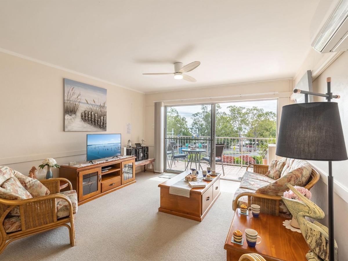 Appartamento Teramby Court, 10,104 Magnus Street - Unit In Nelson Bay Cbd, With Water Views, Air Con And Wi-Fi Esterno foto