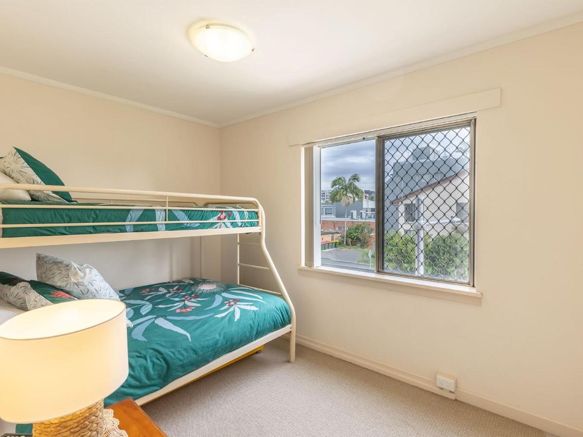 Appartamento Teramby Court, 10,104 Magnus Street - Unit In Nelson Bay Cbd, With Water Views, Air Con And Wi-Fi Esterno foto