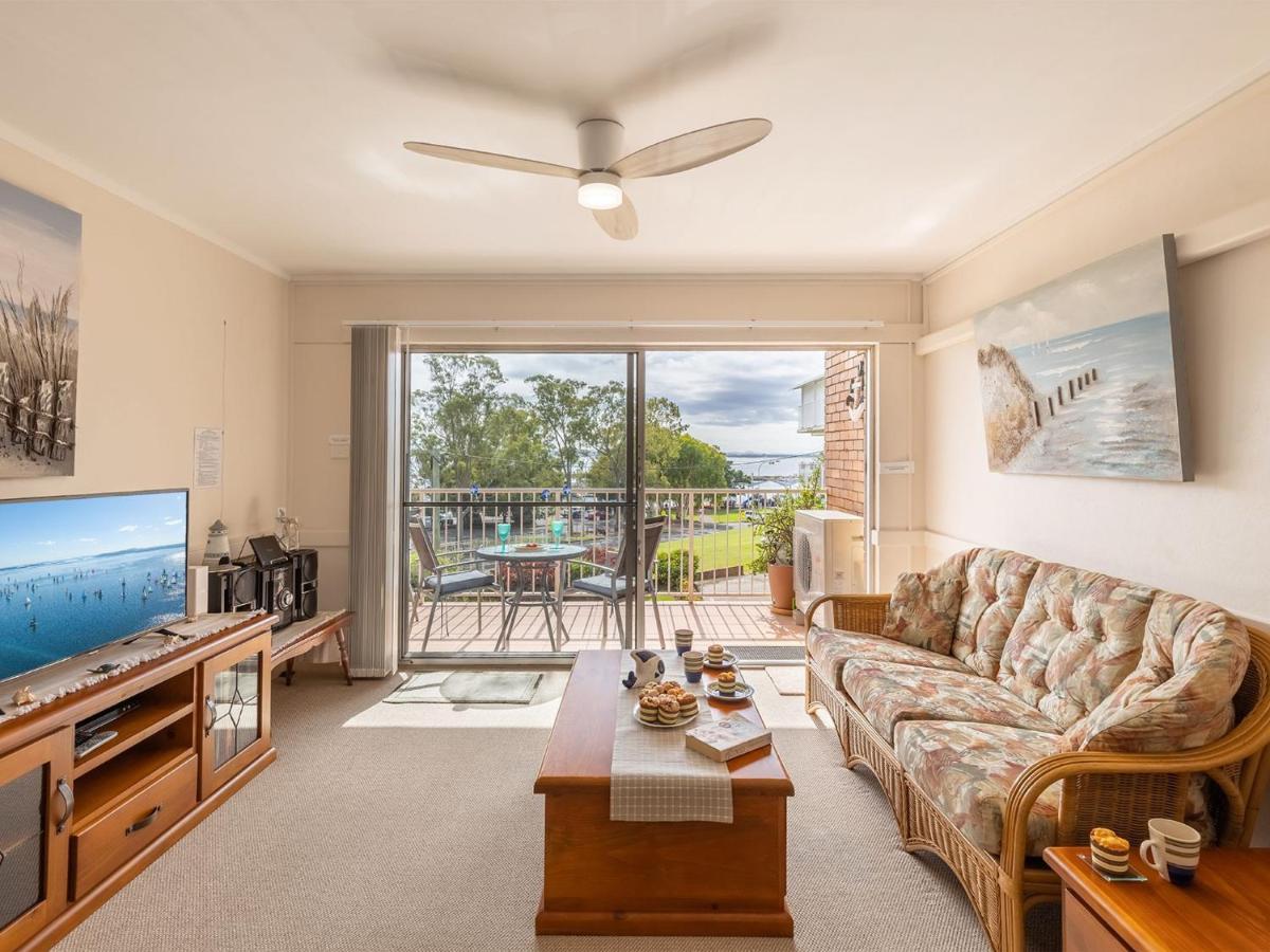 Appartamento Teramby Court, 10,104 Magnus Street - Unit In Nelson Bay Cbd, With Water Views, Air Con And Wi-Fi Esterno foto