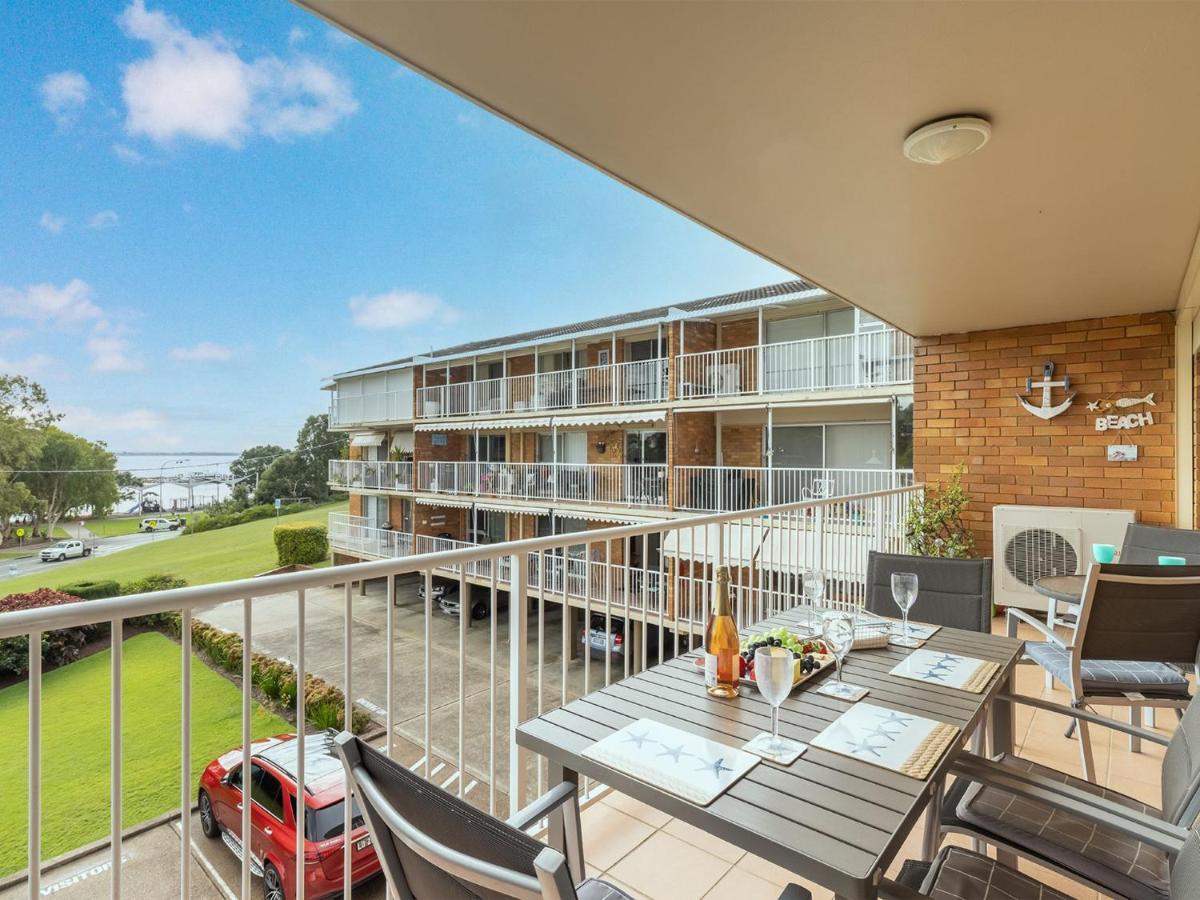 Appartamento Teramby Court, 10,104 Magnus Street - Unit In Nelson Bay Cbd, With Water Views, Air Con And Wi-Fi Esterno foto