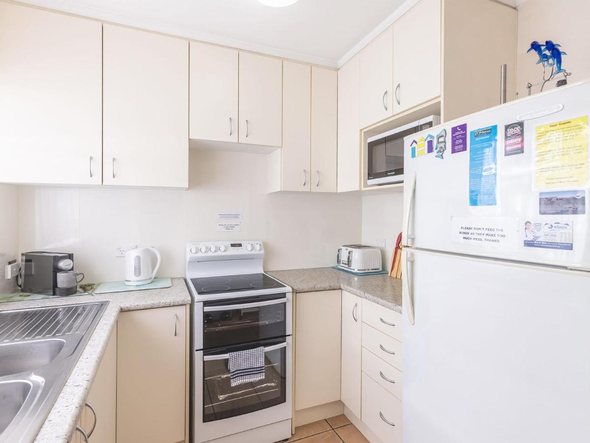 Appartamento Teramby Court, 10,104 Magnus Street - Unit In Nelson Bay Cbd, With Water Views, Air Con And Wi-Fi Esterno foto